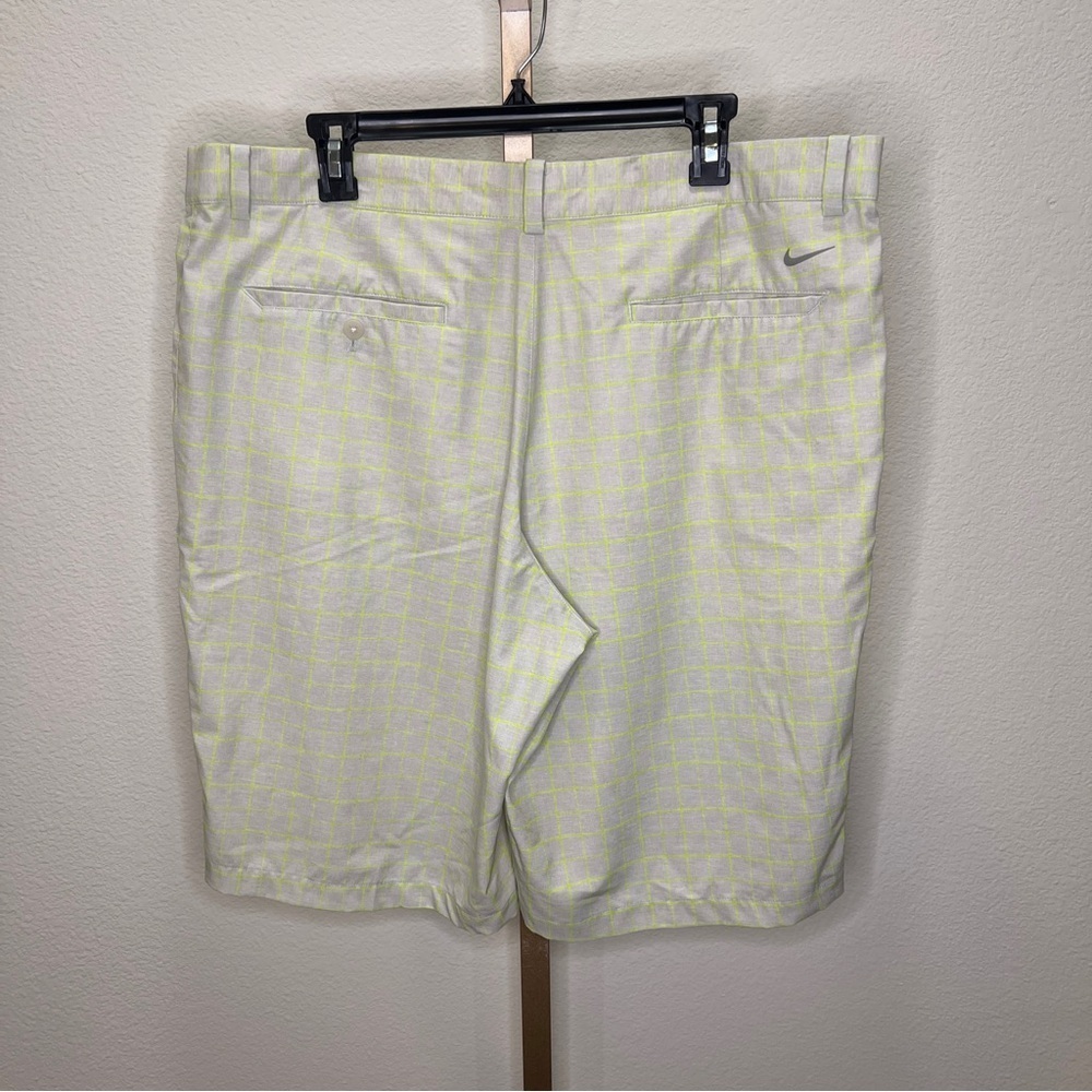 Nike Golf Tour Performance Dri-fit Plaid Shorts sz 38 - Picture 4 of 7